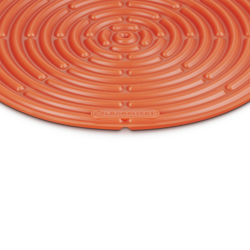 Le Creuset Runder Topflappen Ofenrot 20cm