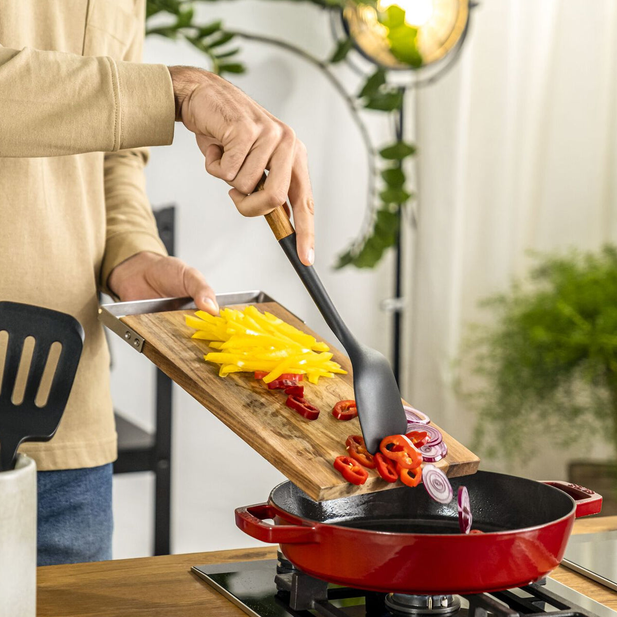 Staub Wokwender 31 cm, Silikon